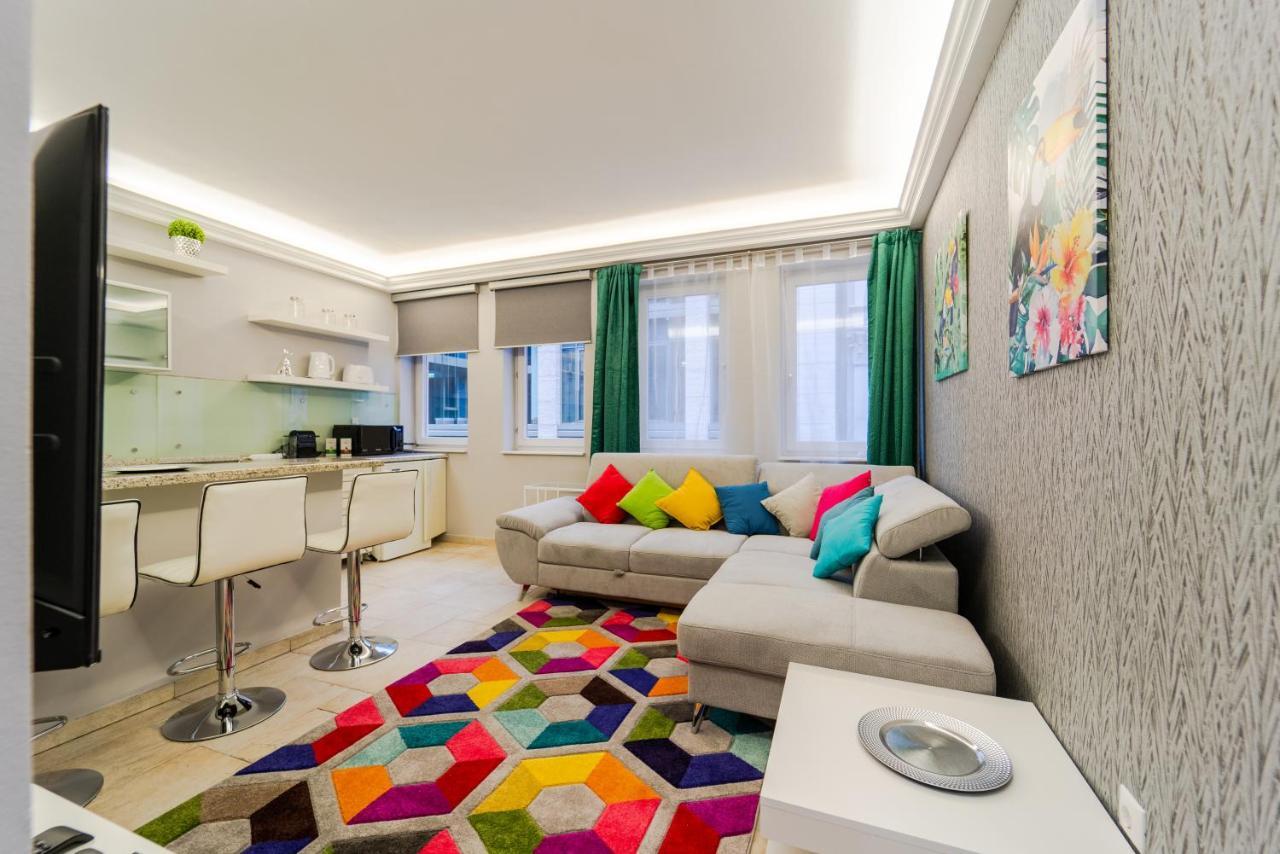 Appartamento Andrassy Avenue Exclusive Budapest Esterno foto